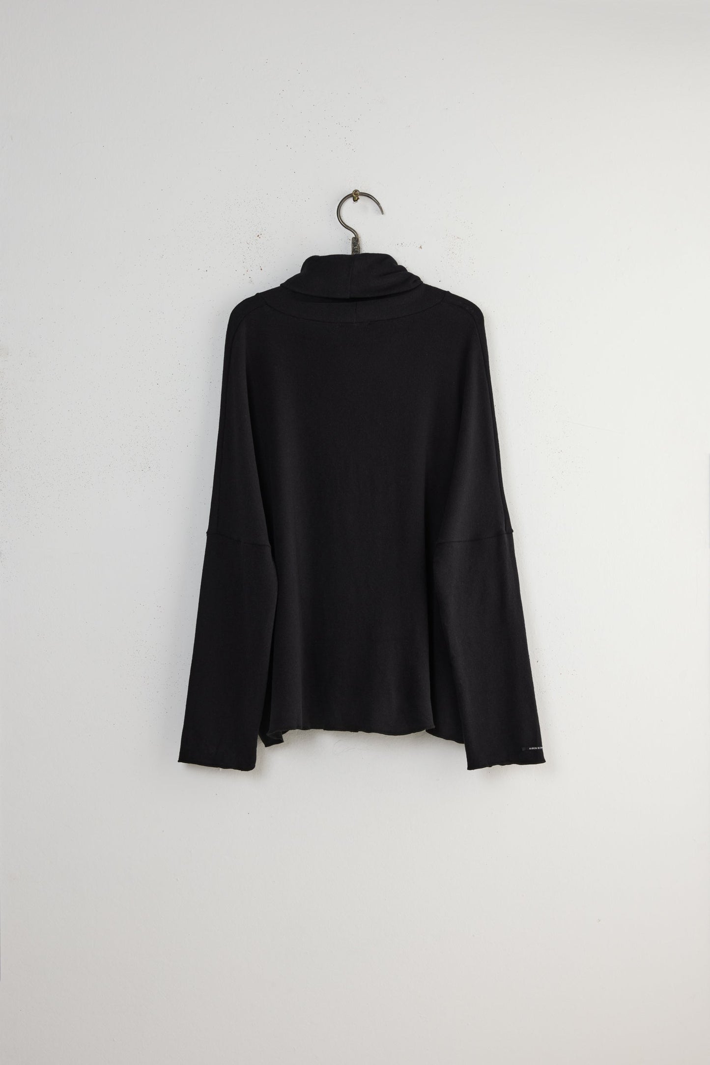 BIG BIG TURTLENECK JP