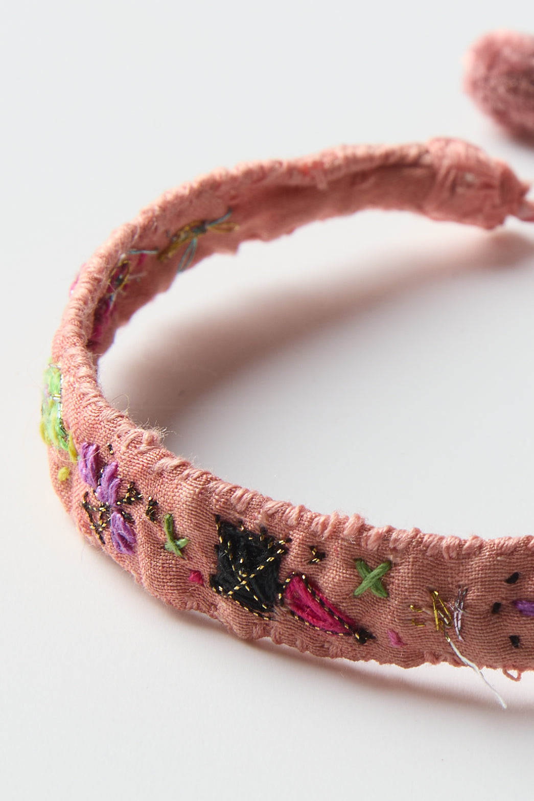 PINK EMBROIDERED BRACELET
