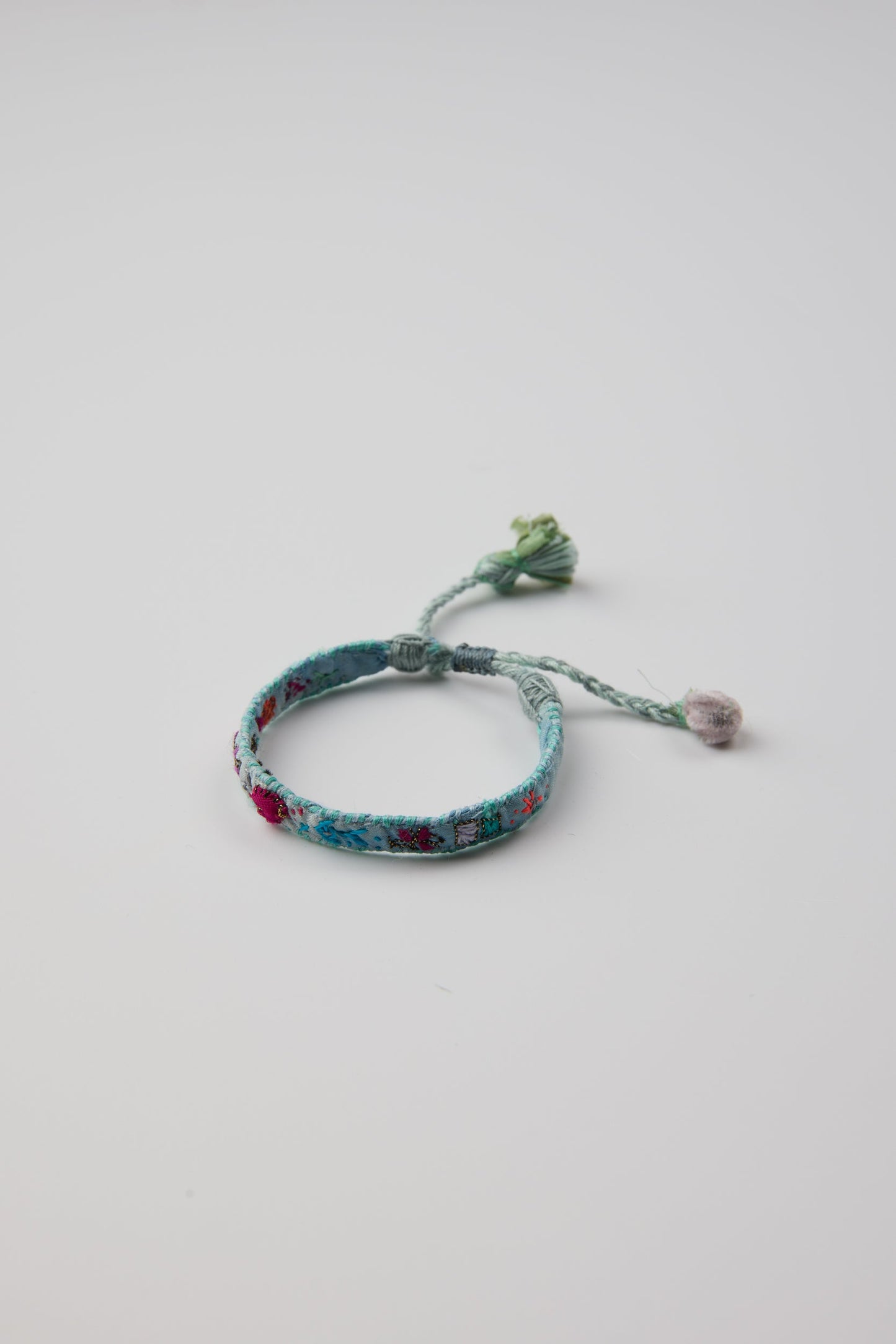 BLUE EMBROIDERED BRACELET