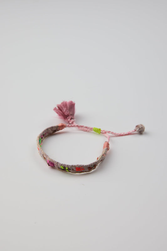 PURPLE EMBROIDERED BRACELET