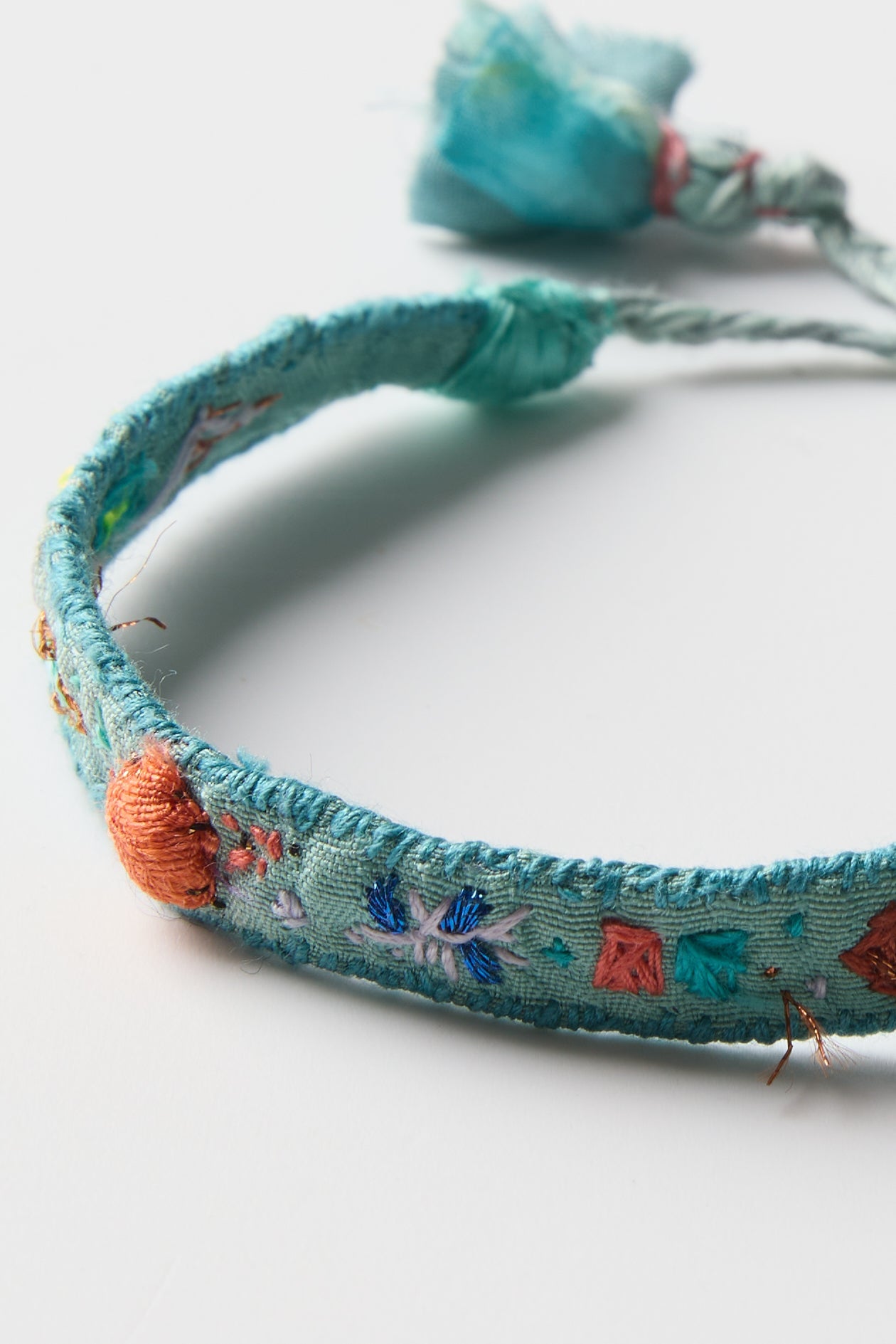 BLUE EMBROIDERED BRACELET