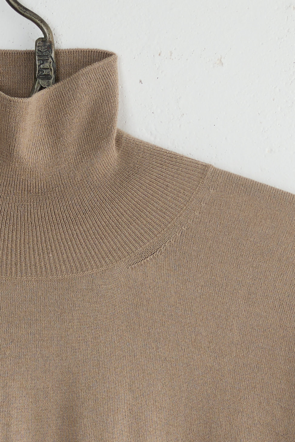 HIGH GAUGE TURTLENECK
