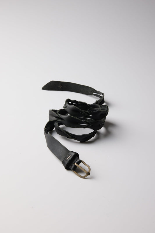 U BUCKLED BRAIDED SKINNY BELT