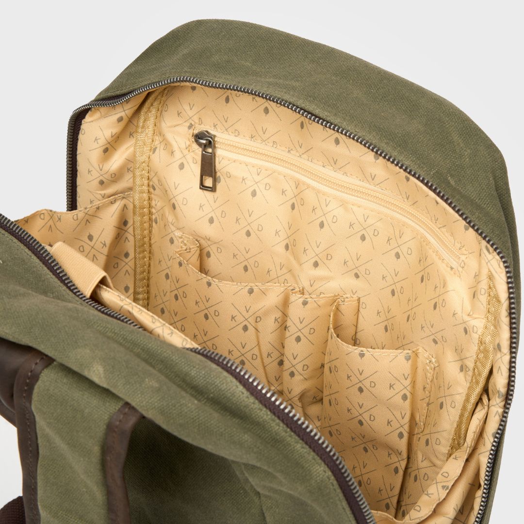 Eden - Waxed Canvas Backpack - Moss Green