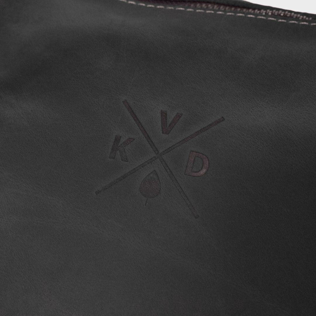 Winster - Leather Holdall - Black