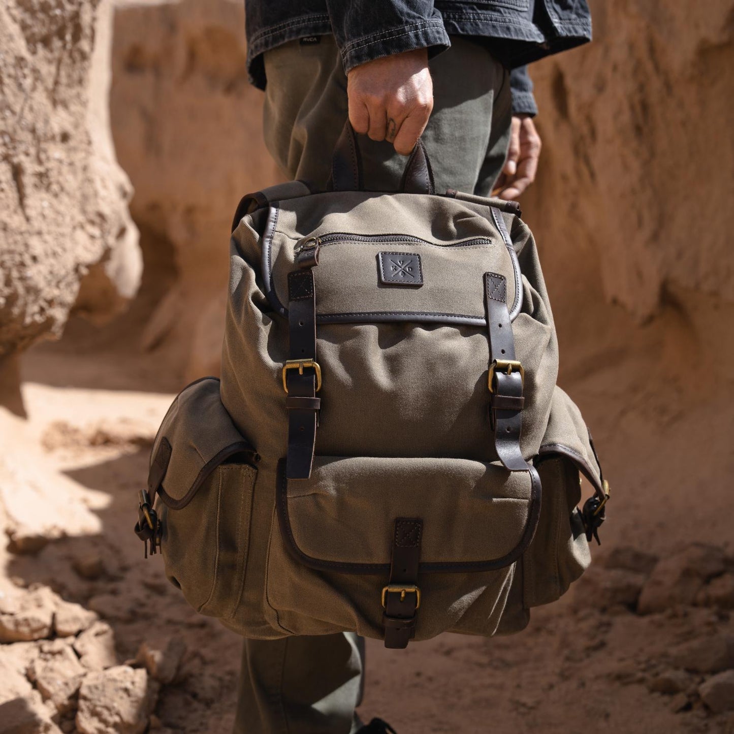 Lune - Waxed Canvas Backpack - Green