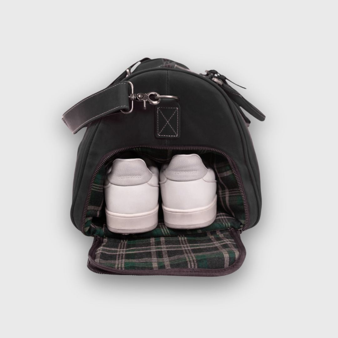 Winster - Leather Holdall - Black