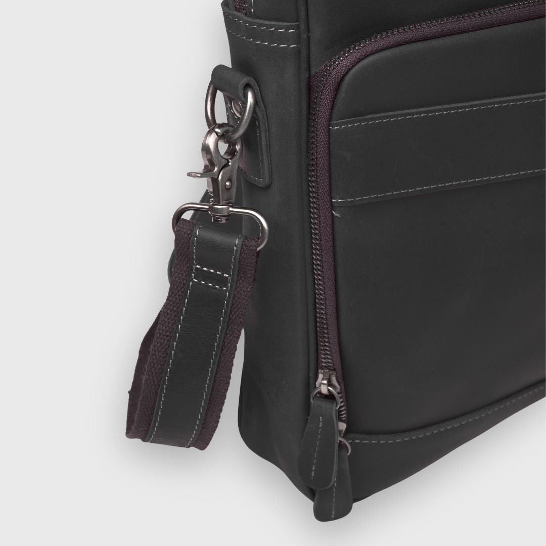 Manifold - Leather Messenger Bag - Black