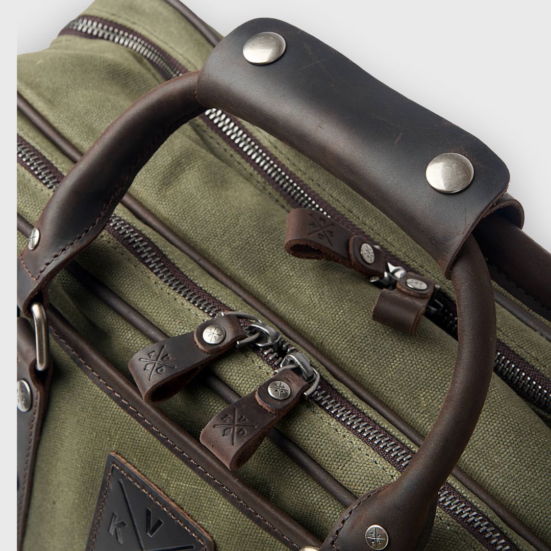Anton - Waxed Canvas Messenger Bag - Green